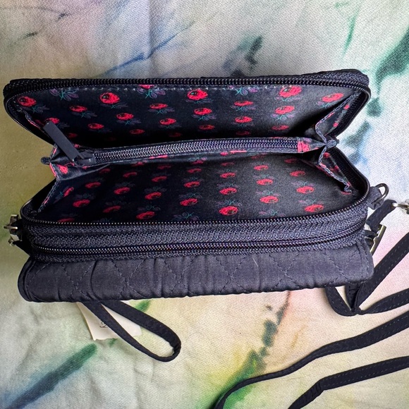 Vera Bradley Lightweight RFID Blocking Crossbody Travel Purse - Picture 3 of 5